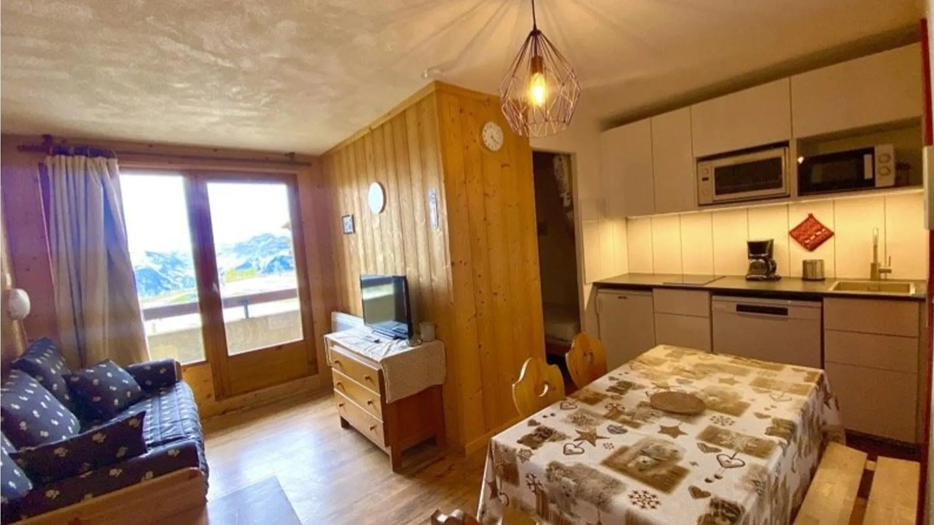 Apartmán 2 Pieces Avec Acces Direct Aux Pistes - 5 Personnes - Wifi Inclus - Fr-1-351-68 La Plagne